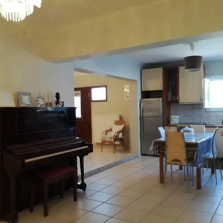 Mouzika Cozy&comfy House, Vathy